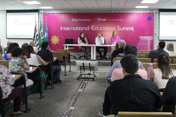 international-education-summit-EDUCADOR21