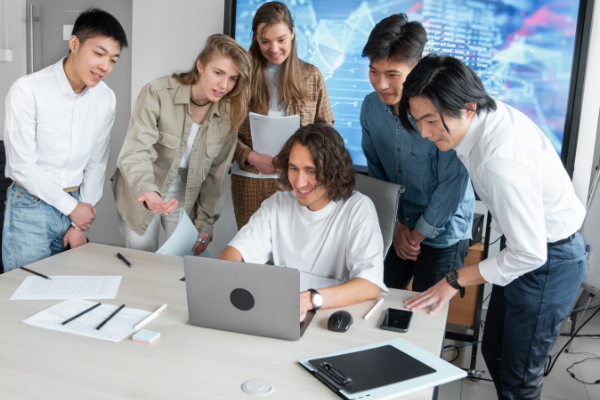 ARTIGOS-edtechs-impulsionam-a-nova-era-da-capacitacao-profissional-EDUCADOR21