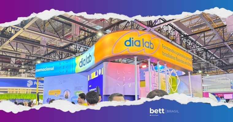 Estande do LIV com foco em competências socioemocionais e tecnologia na educação durante a Bett Brasil